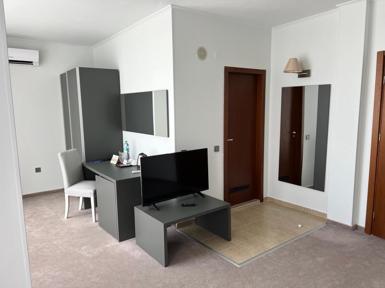 Hotel Continental Golden Sands Room photo